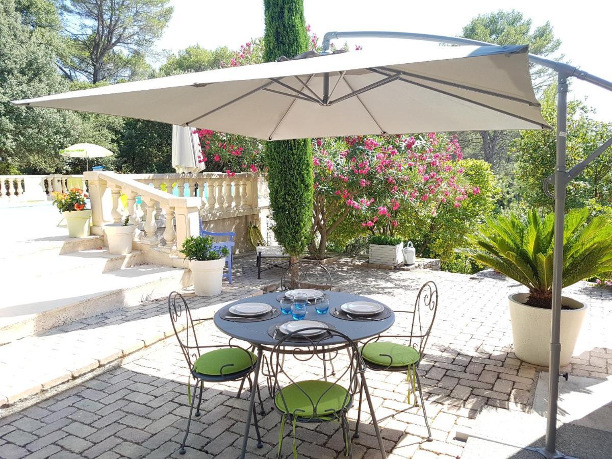 Le Mas des Hibiscus Trans-en-Provence Exterior foto
